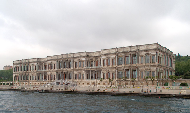 Cıragan Palace photo: hansen-hansen.com